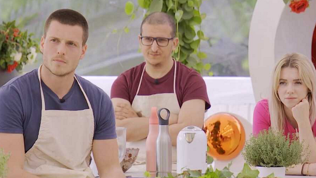 image de la news Le Meilleur pâtissier : Emily a mis feu à son gâteau, qui a été éliminé et repêché ce mercredi 8 novembre 2023 ?