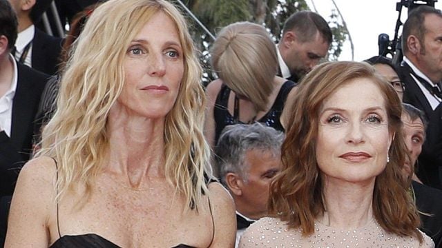 image de la news Première photo d'Isabelle Huppert et Sandrine Kiberlain dans Illustre inconnue, une comédie sur le milieu du cinéma