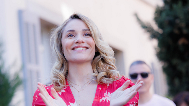 image de la news "C'est une galère" : vous ne verrez plus le décor de cette nouvelle série phare de TF1 de la même façon après avoir lu ça