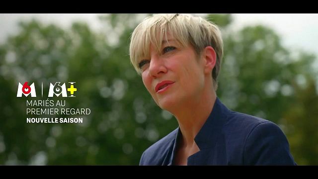 image de la news Mariés au premier regard : une candidate se réveille avec "des plaques de stress partout" à quelques heures de son mariage ! Estelle Dossin intervient...