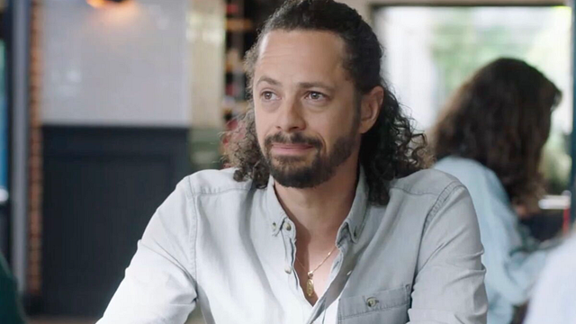 image de la news Demain nous appartient : Lou est-elle un frein dans le plan d'Arthur ?  "Ce qui le fragilise vraiment, ce sont les sentiments qu'il a pour elle", révèle Ambroise Michel