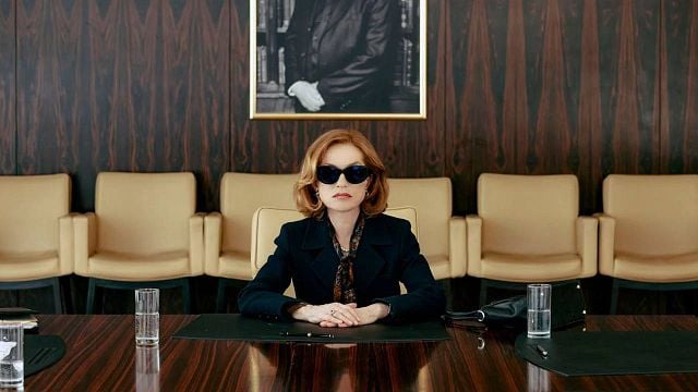 image de la news La Femme la plus riche du monde est-il un bon film ? Isabelle Huppert a-t-elle convaincu les premiers spectateurs ?