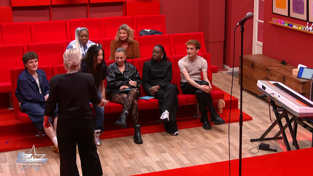 image de la news Star Academy : surprise, Alexandra Lamy débarque au château !