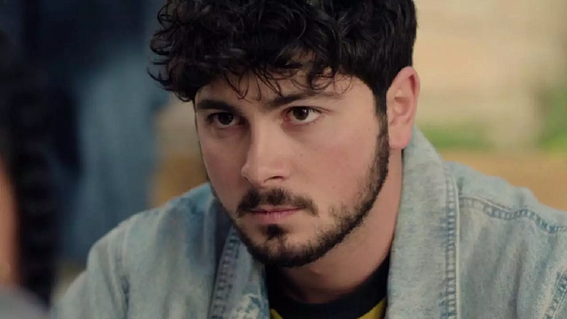 image de la news "C’est un filou" : Steve manipulé par son père dans Plus belle la vie ? Florian Abboud se confie