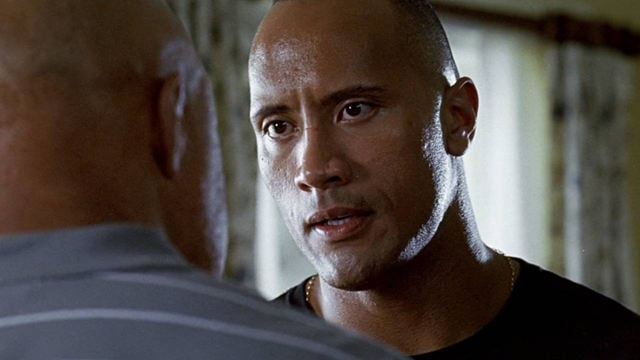 Tolérance zéro : même les fans de Dwayne Johnson ont oublié ce film où il fracasse des gangsters avec décontraction