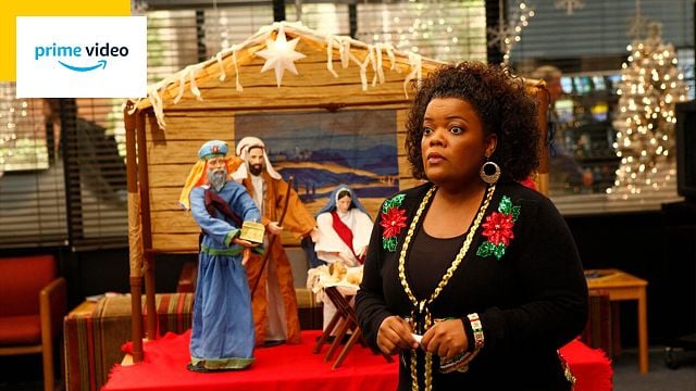 image de la news Abed dans le monde des jouets, une parodie de Glee...  À l'approche des fêtes, célébrez Noël avec l’intégrale de cette sitcom culte !