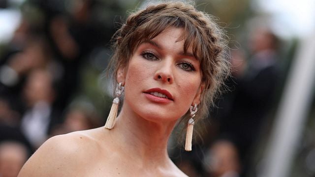 image de la news "On avait fait la fête toute la nuit..." : la manière dont elle a obtenu son rôle dans ce célèbre film de science-fiction, Milla Jovovich n'en revient toujours pas !