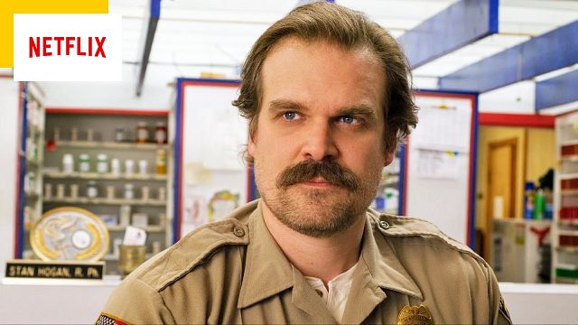 image de la news Stranger Things, le prequel ? David Harbour veut cet acteur pour jouer Hopper jeune et on valide le choix !