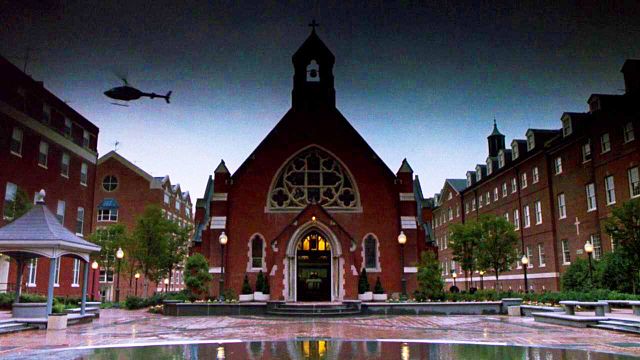 image de la news "Je n’arrivais pas à y croire !” : culte depuis 36 ans, ce thriller fantastique n'aurait jamais dû s'appeler comme ça !