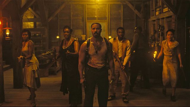 image de la news Oscars 2026 : les stars de Sinners recréent la scène culte du film et c'est le meilleur moment de la cérémonie !