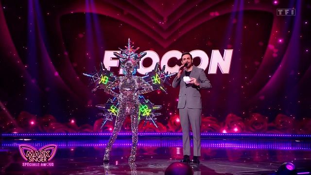 image de la news Mask Singer 2024 : qui se cache derrière le costume du Flocon, nouvelle enquêtrice ? Nos pronostics