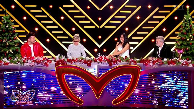 image de la news "C’est ce que j’explique depuis dix minutes" : Camille Combal lassé de répéter les règles de Mask Singer à Chantal Ladesou