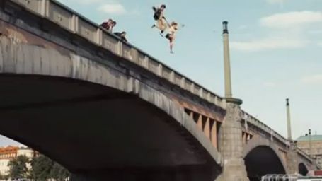 image de la news Le top 5 des pubs inspirées de James Bond les plus partagées ! [VIDEOS]