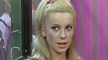 image de la news "Les Parapluies de Cherbourg" à regarder en intégralité !