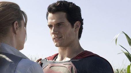 image de la news "Man of Steel 2" : "Batman vs Superman", "Man of Steel Beyond Darkness"..., quel titre pour la suite ?