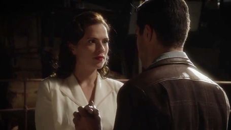 image de la news L'Agent Carter et le père d'Iron Man au coeur d'un extrait de la série Marvel