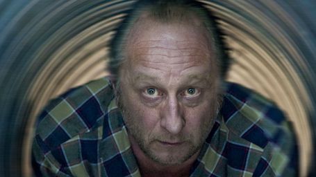 image de la news Cannes 2015 : 3 extraits du Tout Nouveau Testament avec Benoît Poelvoorde dans le rôle de... Dieu !