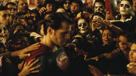 image de la news Batman v Superman : 20 images pour décrypter la nouvelle bande-annonce !