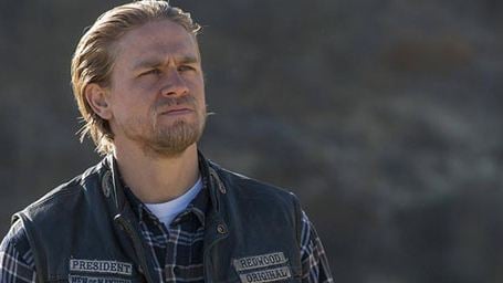 Charlie Hunnam : dire non à 50 Shades of Grey a été "la pire expérience professionnelle de ma vie"