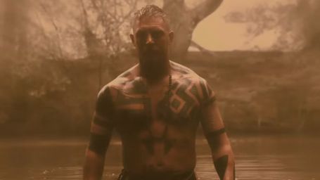 image de la news Taboo : Tom Hardy n'est plus le même dans le nouveau teaser de la série