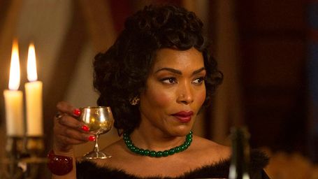 image de la news Black Panther : Angela Bassett jouera la mère du super-héros !