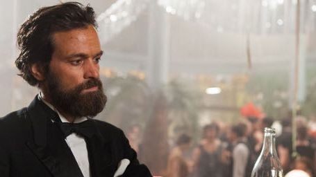 image de la news Romain Duris dévoile ses dessins érotiques