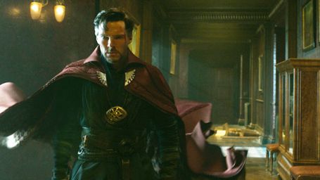 image de la news Avengers Infinity War : Doctor Strange en très mauvaise passe sur les photos de tournage [SPOILER]