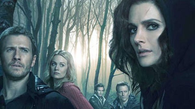 image de la news Absentia : Stana Katic présente la série thriller "sans temps mort" très éloignée de Castle