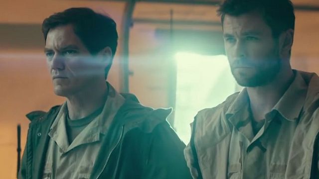 image de la news Bande-annonce 12 Strong : Chris Hemsworth troque le marteau de Thor contre le fusil d'assaut 
