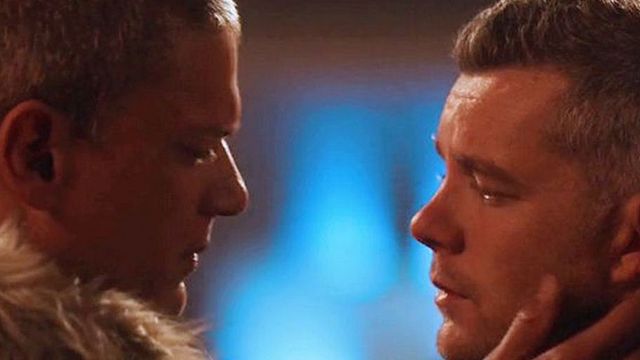image de la news De Dawson à Flash : 10 baisers gays qui ont marqué l'histoire des séries