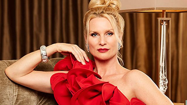 image de la news Dynastie : Nicollette Sheridan alias Alexis Carrington signe pour la saison 2