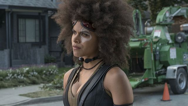 image de la news Joker : Todd Phillips dévoile la première photo de Zazie Beetz sur le tournage