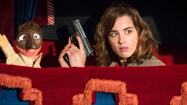 image de la news 4 teasers pour En liberté !, une comédie déjantée avec Pio Marmai et Adèle Haenel