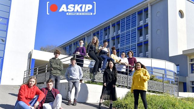 image de la news Vous avez aimé The Office et Modern Family, découvrez Askip, la nouvelle série pour ados disponible sur Okoo