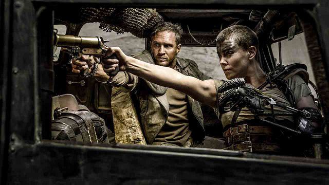 image de la news Mad Max Fury Road : pourquoi les relations entre Charlize Theron et Tom Hardy étaient-elles tendues ?