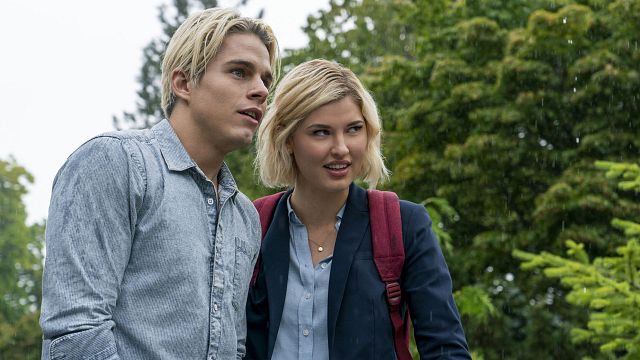 image de la news The Order saison 2 : comment est née l'idée du caméo des stars de Beverly Hills