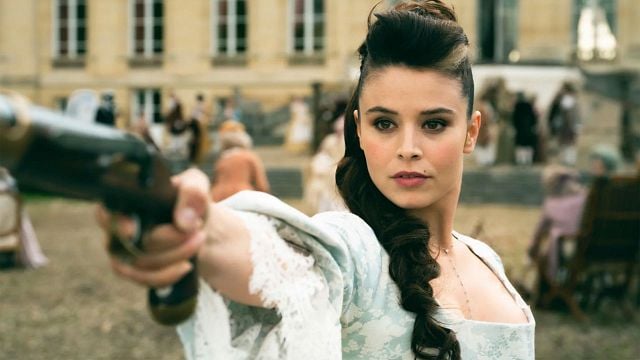 image de la news La Révolution sur Netflix : que pense la presse de la série française ?