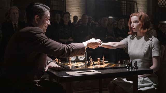 image de la news Le jeu de la dame sur Netflix : le maître d’échecs Garry Kasparov aurait dû jouer dans la série