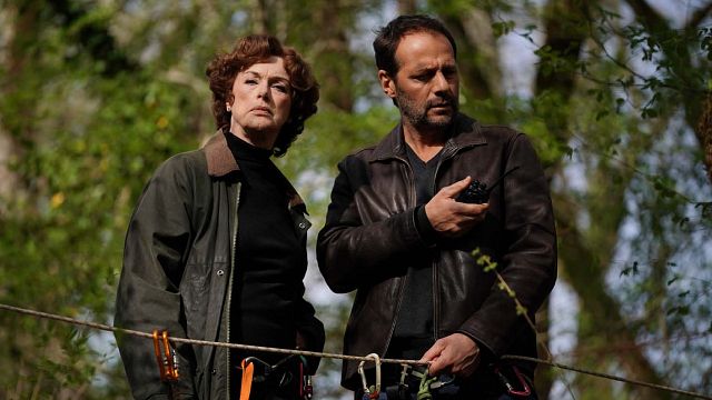 image de la news Les Secrets du château sur France 3 : que pense la presse du téléfilm avec Anny Duperey ?