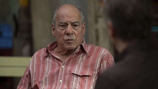 image de la news Plus Belle la vie : de retour dans la série, Roland va-t-il à nouveau disparaître ?