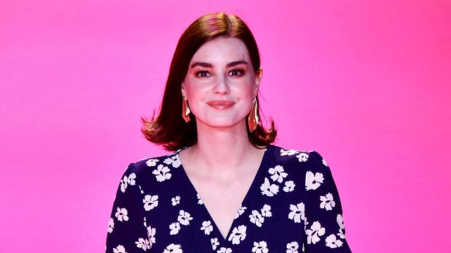 image de la news CANNESERIES : la créatrice de Sex Education a nommé son chien d'après son personnage préféré de la saison 3