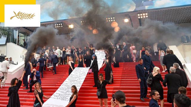 image de la news Cannes 2022 : les noms de 129 victimes de féminicides affichés sur les marches