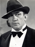 image de McLaglen Victor