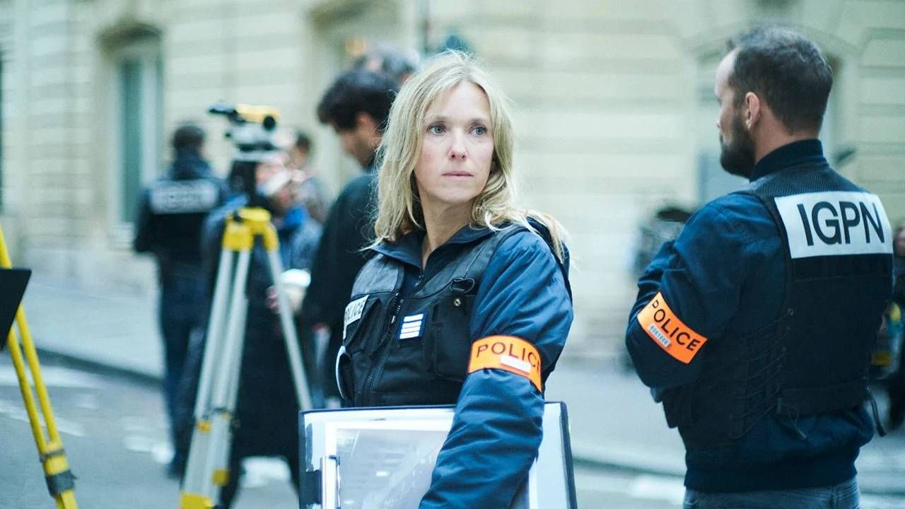 "Le succès de La Nuit du 12 m'a permis de passer quelques jours au sein de l'IGPN" : Dominik Moll nous livre un thriller bouleversant avec Dossier 137