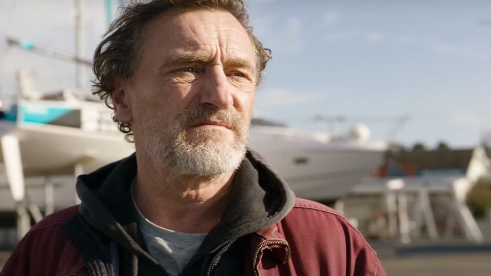 Trailer du film La Vallée des fous -  La Vallée des fous Bande-annonce VF - AlloCiné