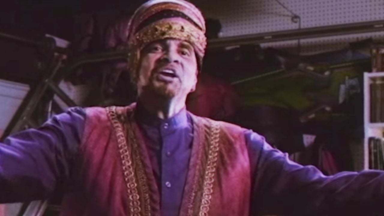 This movie never happened… but everyone remembers it!