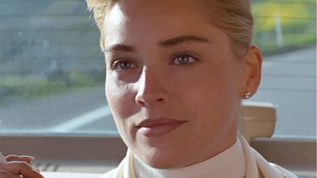 “Come on, we’ll come out!” : After 33 years, Sharon Stone has a bad memory about meeting this world star