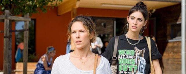 Lorie Pester et Rebecca Benhamour dans la saison 10 de Léo Mattéï.