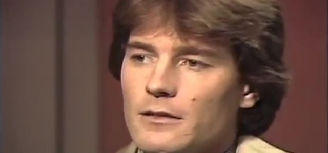 En diffusion depuis 1982, Crisis Counsellor met en scène de faux couples à la manière d'un docu-fiction