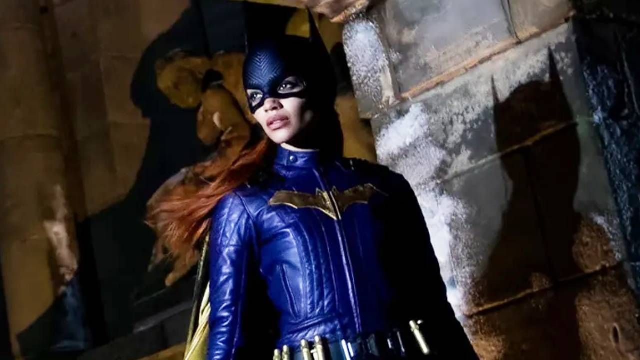  Leslie Grace (Batgirl)